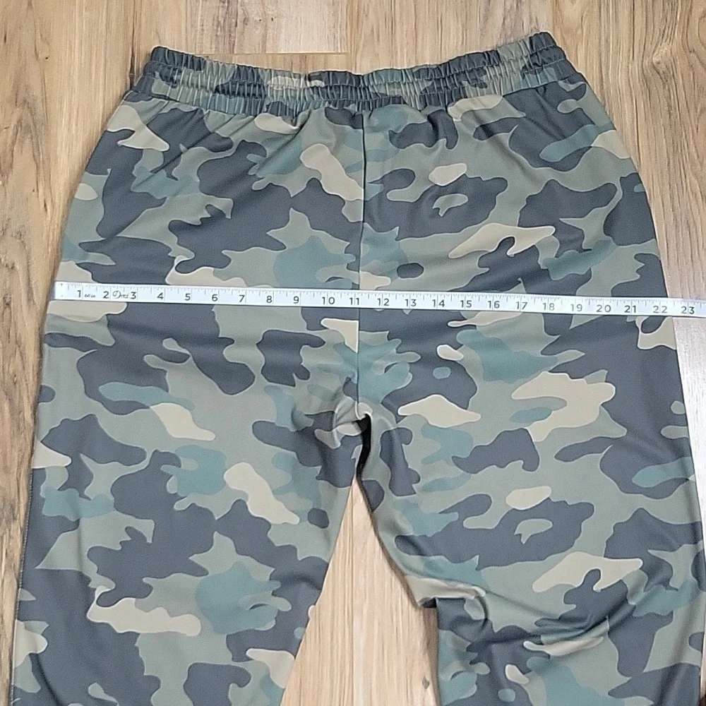 Zac & Rachel Camo Joggers - Picture 12 of 13